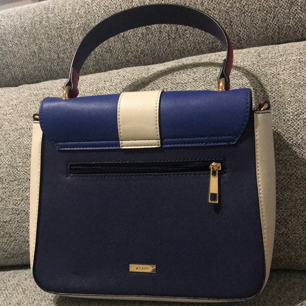 Bag - Picture 2 of 3